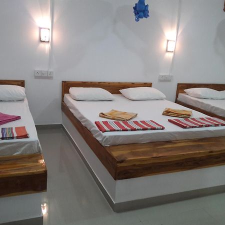 Share Safari House Udawalawe Bed & Breakfast Dış mekan fotoğraf