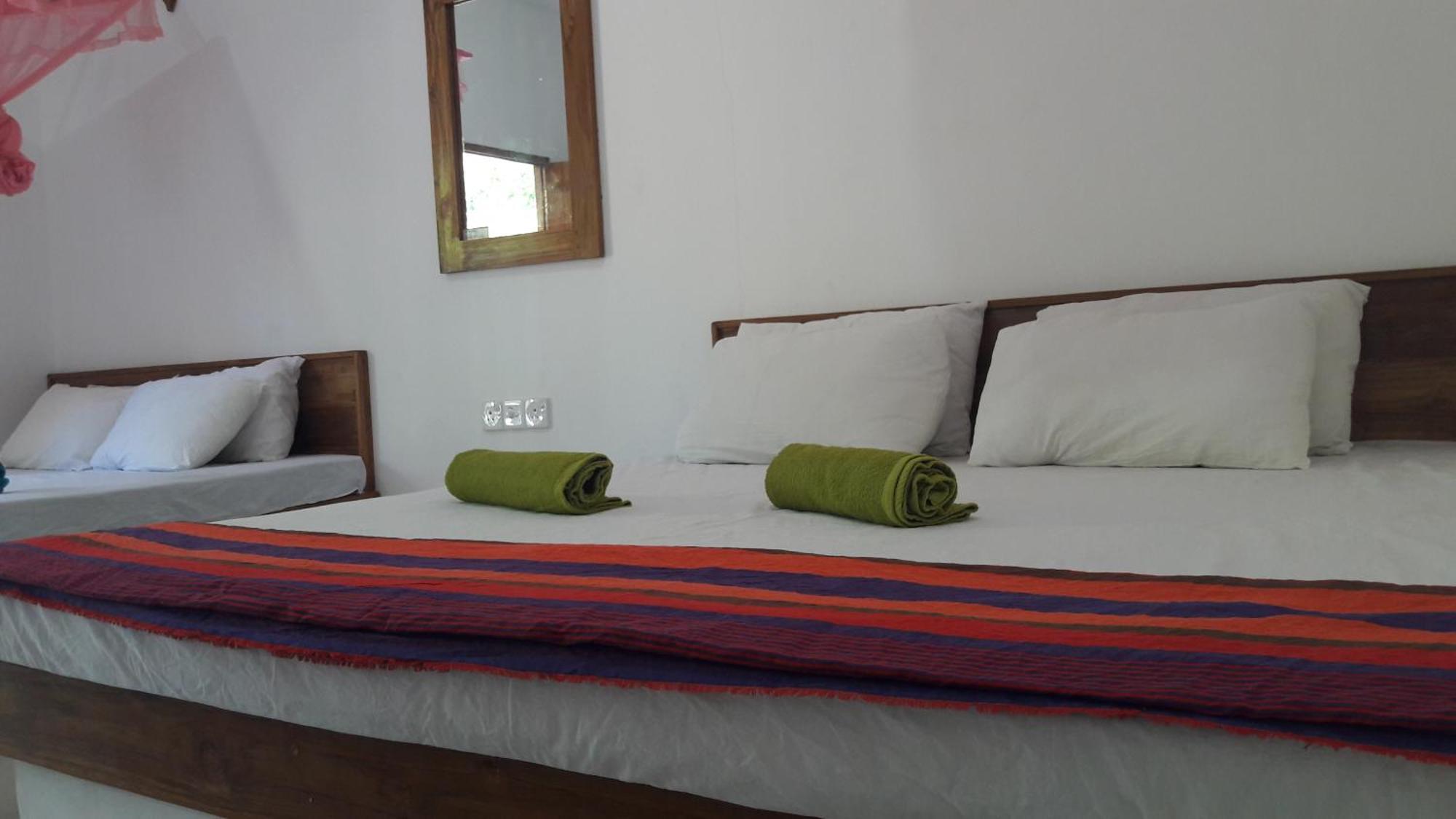 Share Safari House Udawalawe Bed & Breakfast Dış mekan fotoğraf