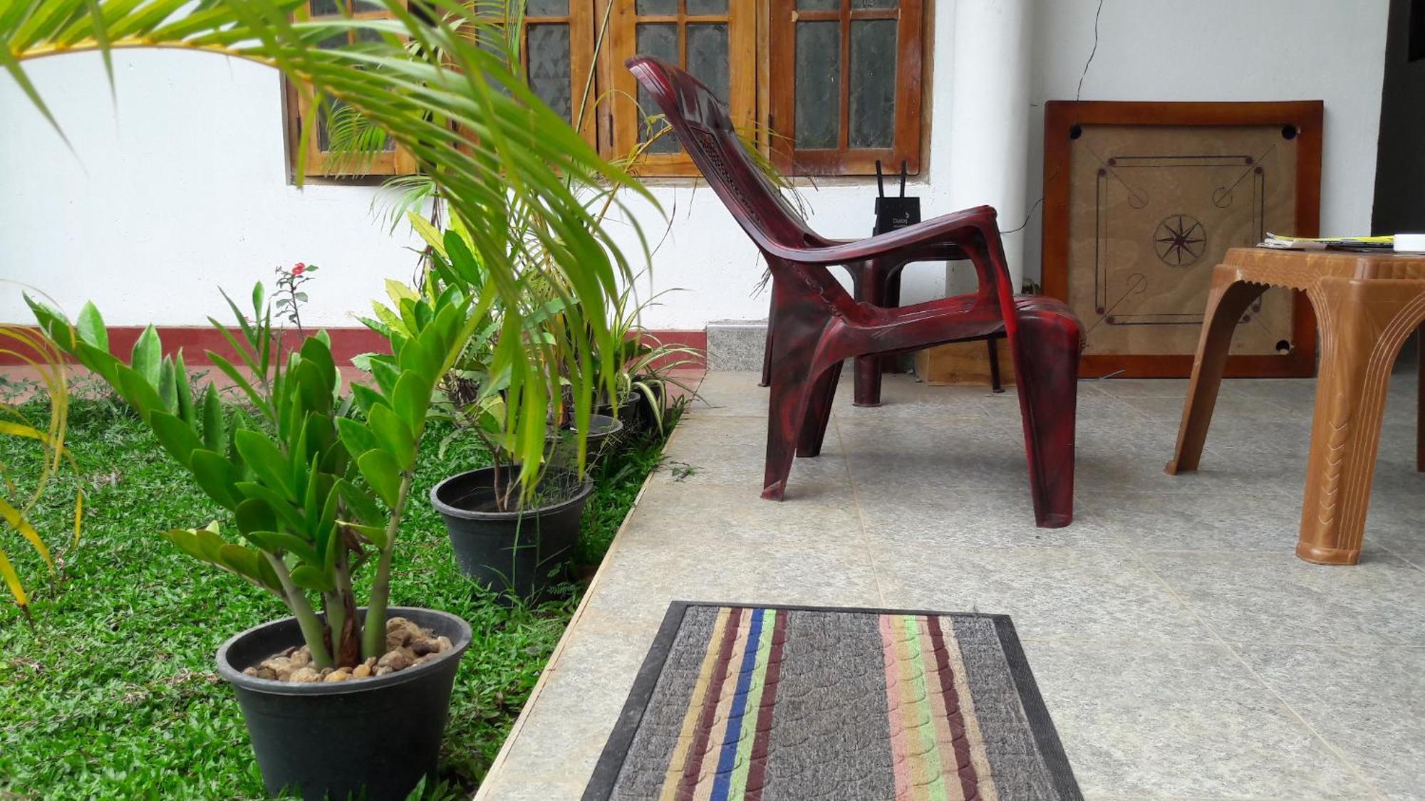 Share Safari House Udawalawe Bed & Breakfast Dış mekan fotoğraf