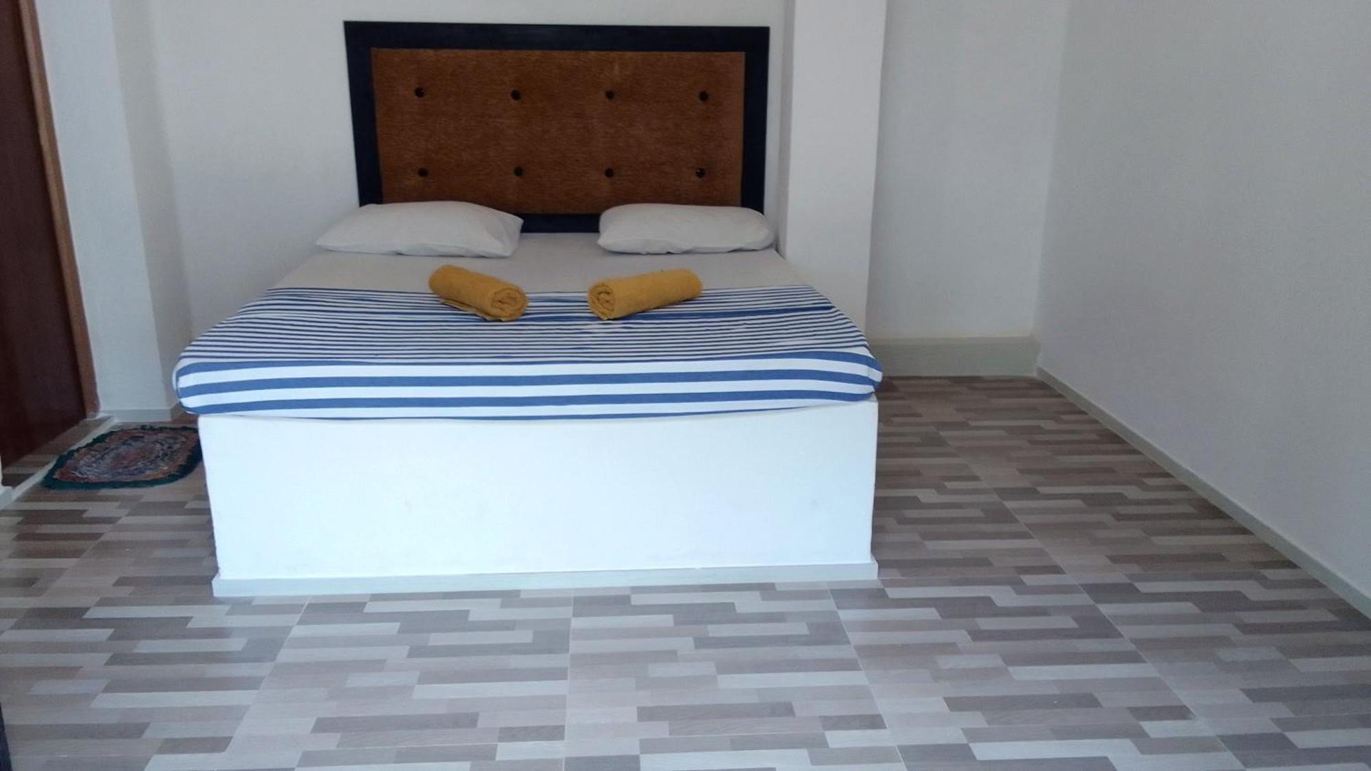 Share Safari House Udawalawe Bed & Breakfast Dış mekan fotoğraf